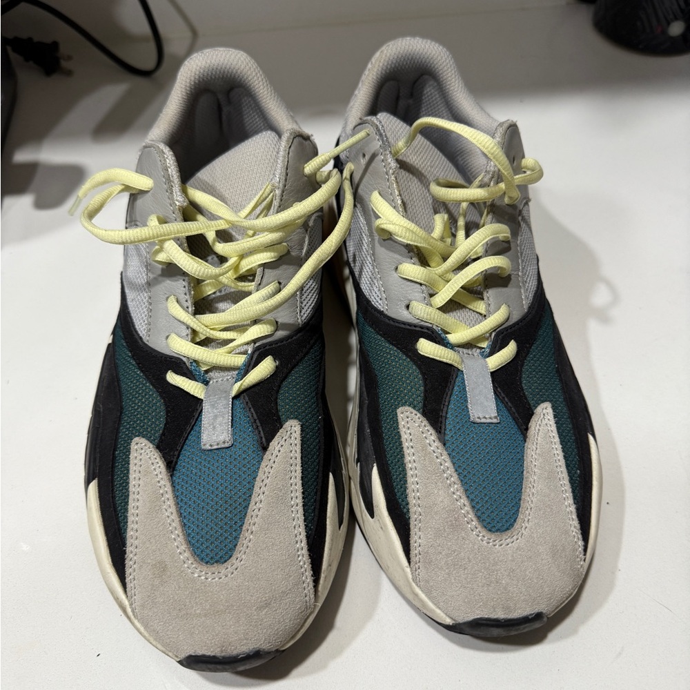 Yeezy 700 Wave Runner